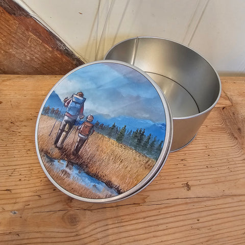 På tur med bestefar, rund boks