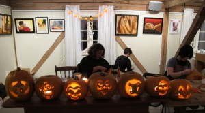 Pumpkin carving workshop at Dalalåven Atelier with Inga Dalsegg