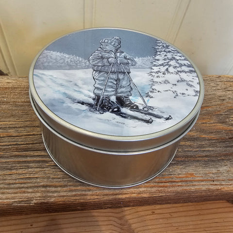 Små ski, store øyeblikk. Rund boks