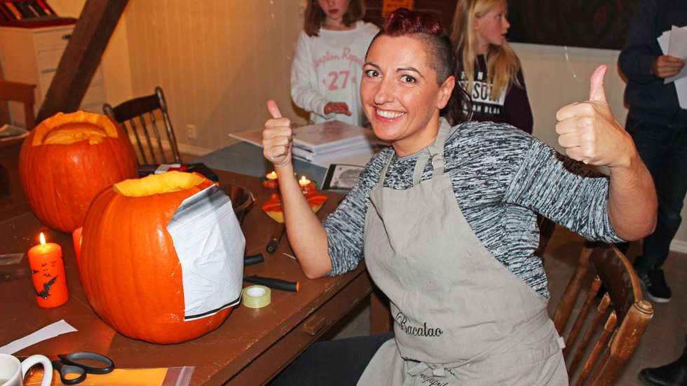 Pumpkin carving workshop at Dalalåven October 2014