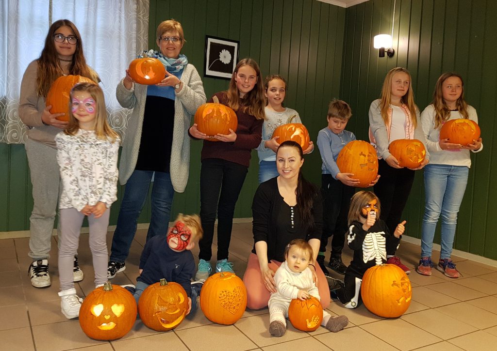 I have held annual pumpkin carving workshops for The Association of Children with Heart Disorders for many years now. This is always a fun day! This is from the event in october 2017